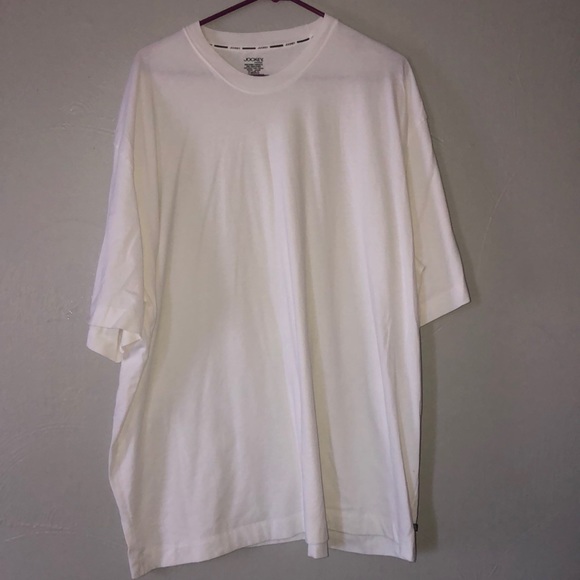 Plain white tee - Picture 1 of 1